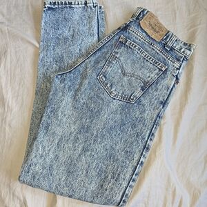 Levi's Men's Light Blue Acid-Wash Straight Jeans